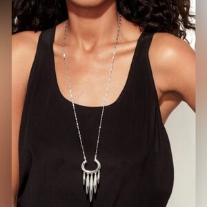 Stella & Dot Nhala necklace